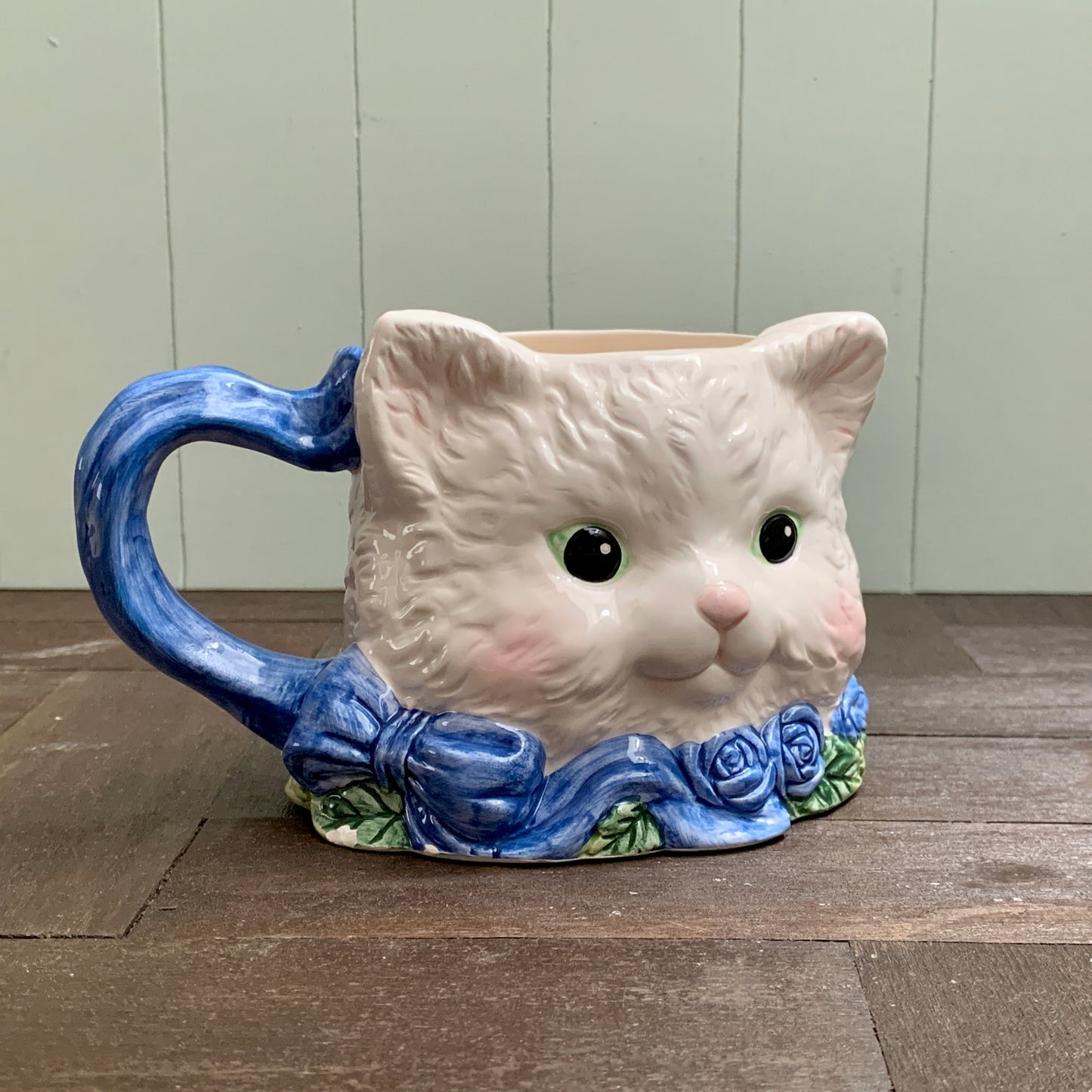 AVON ◇ Blue rose cat mug ①