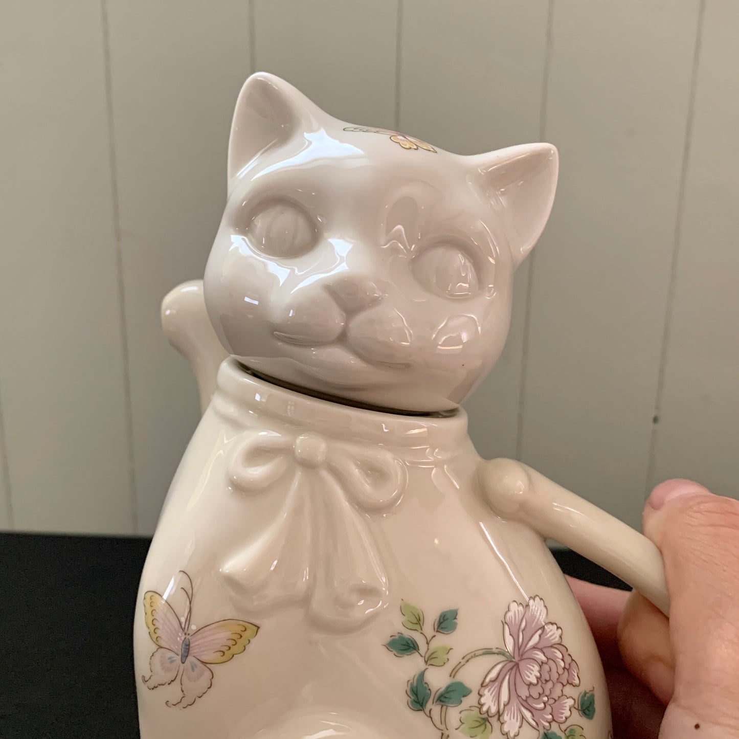 Takahashi san francisco ◇ Cho-cho cat teapot ①