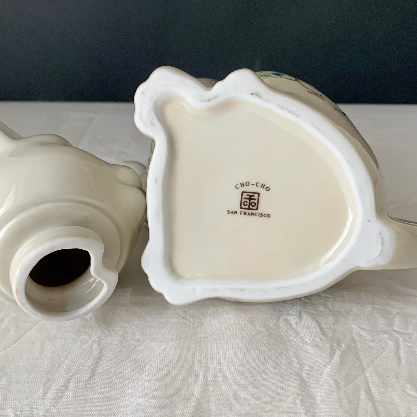 Takahashi san francisco ◇ Cho-cho cat teapot