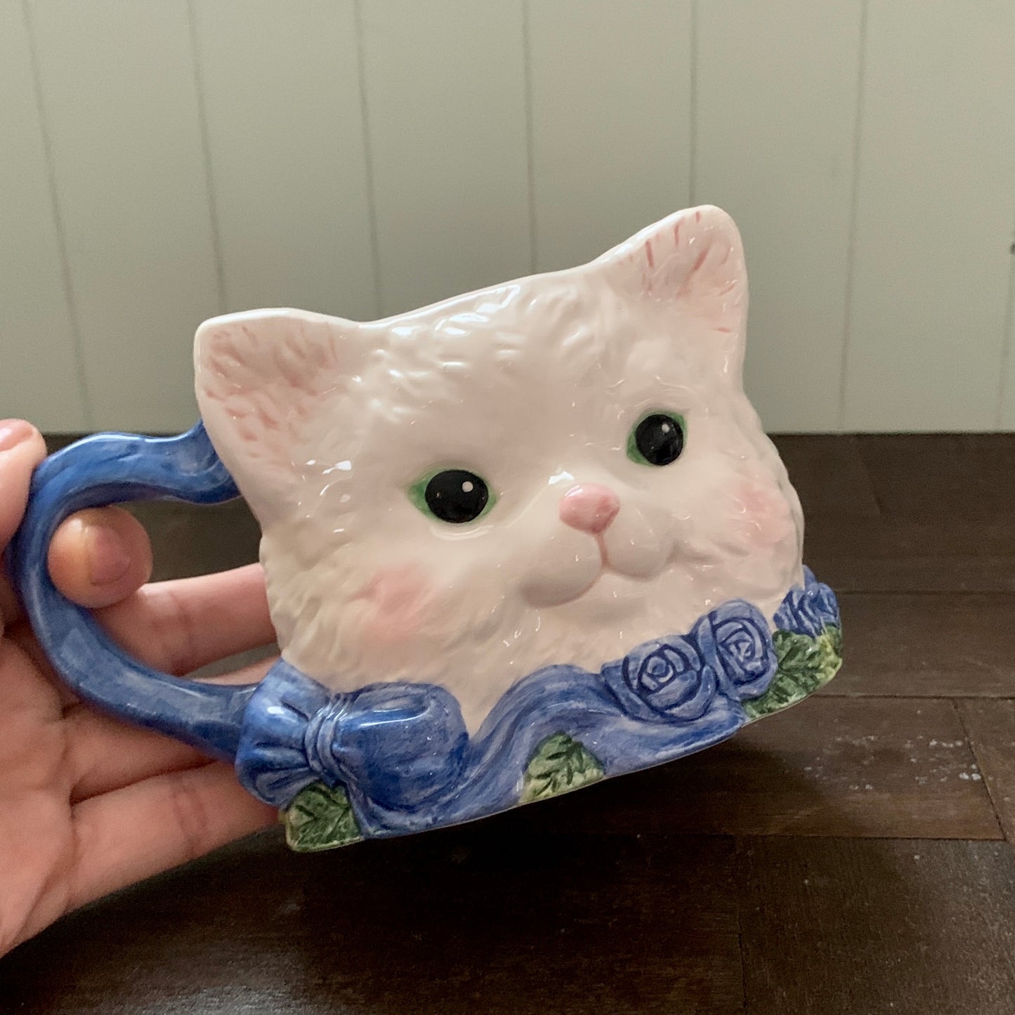 AVON ◇ Blue rose cat mug ③
