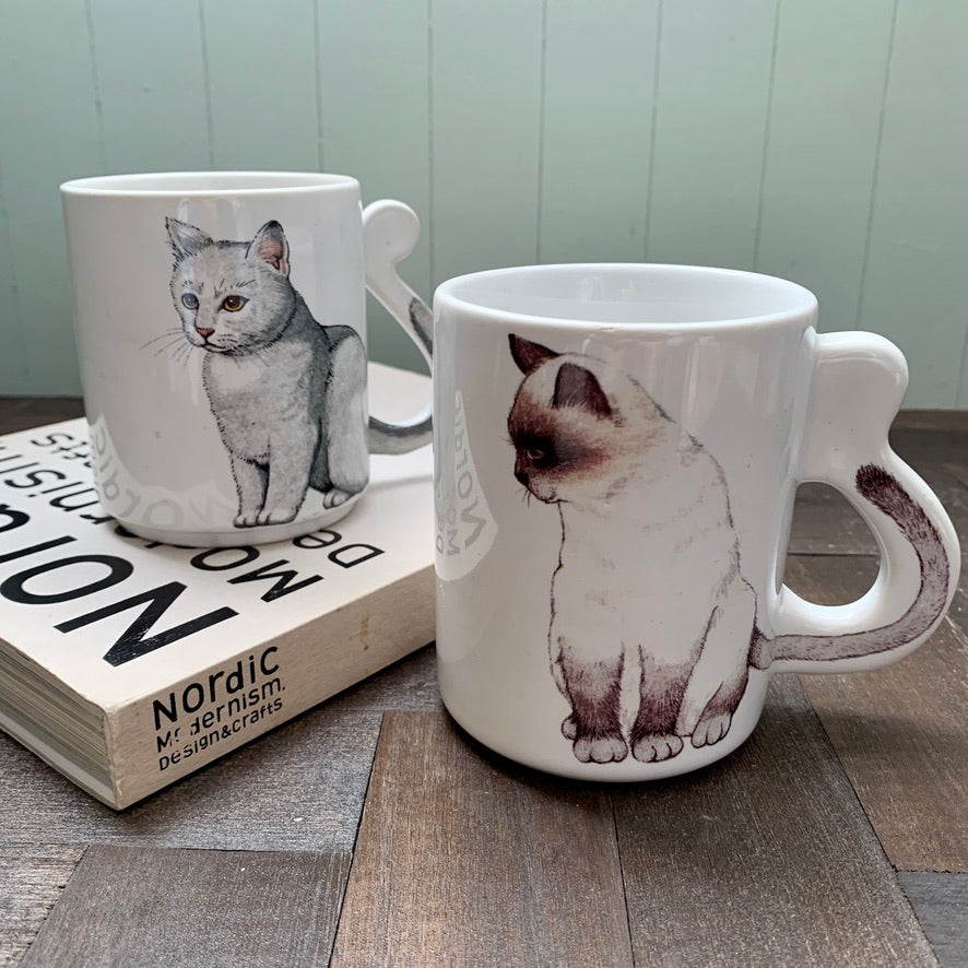 Chic cats print ◇ Tail Handle Mug