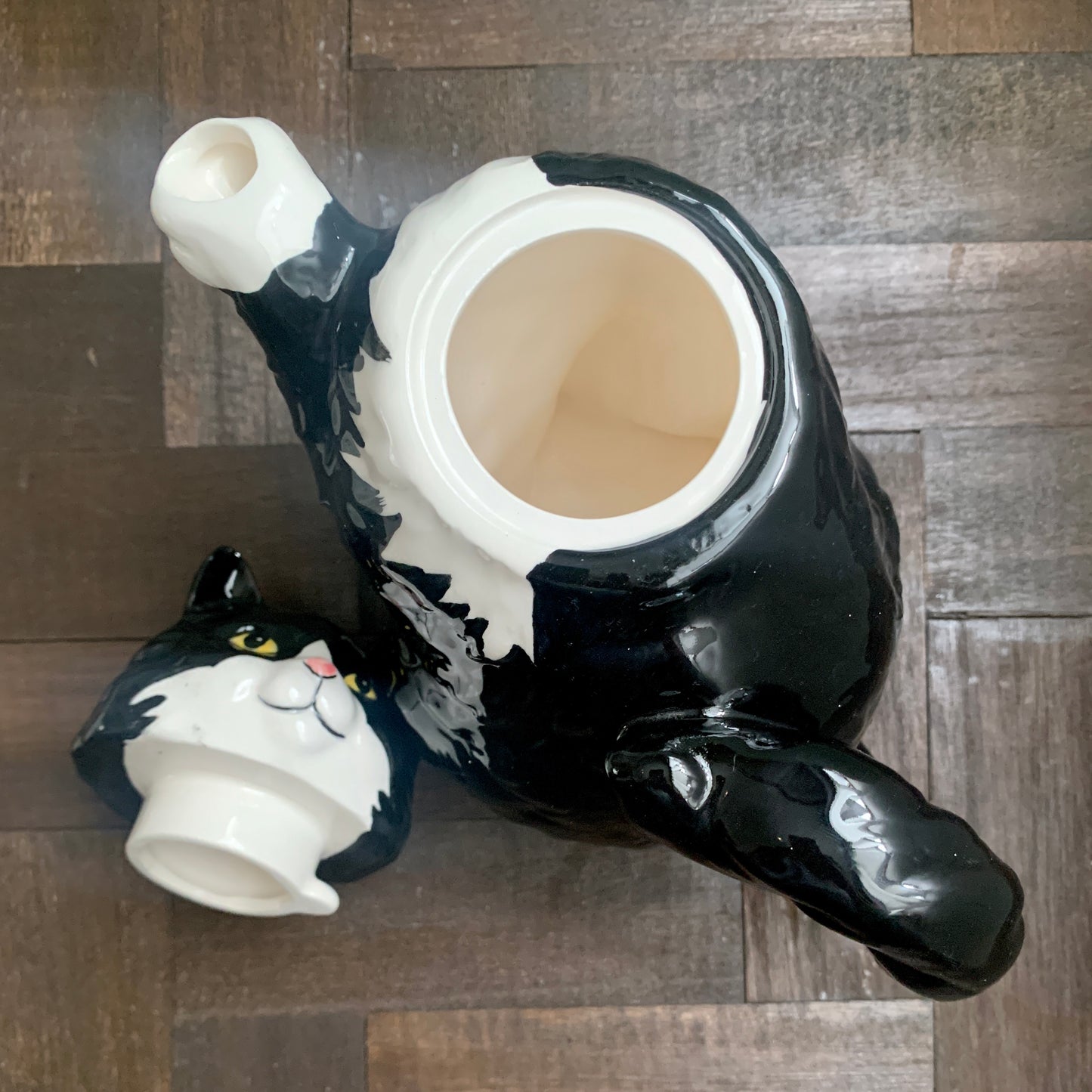 CINDY SUGAWARA ◇ Bicolor cat teapot