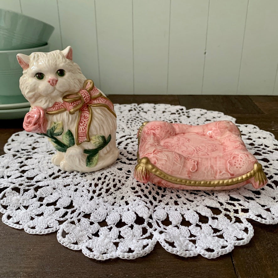 Fitz and Floyd ◇ Kittens & Roses Salt pepper