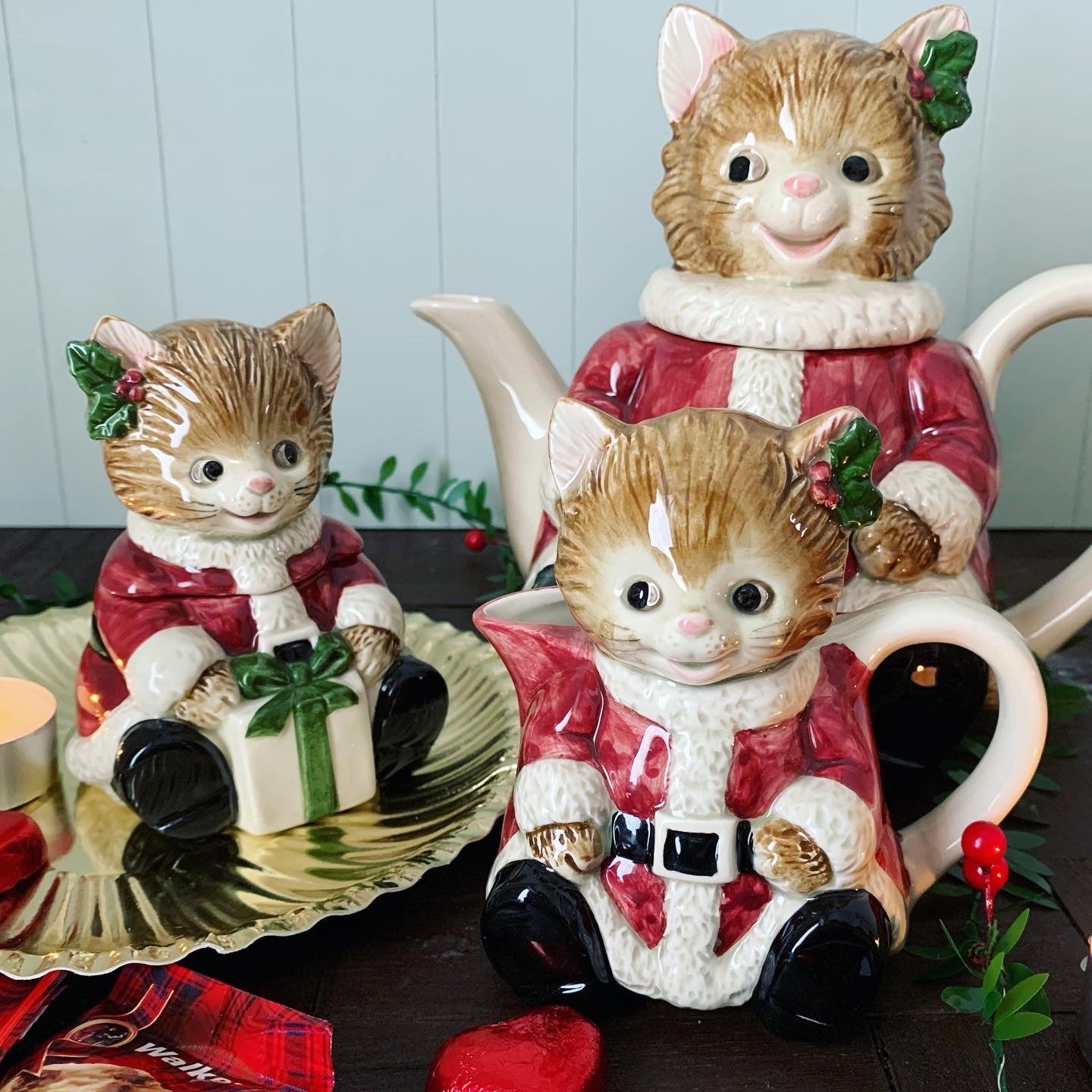 OTAGIRI JAPAN ◇ Christmas Santa Cat Teapot Set