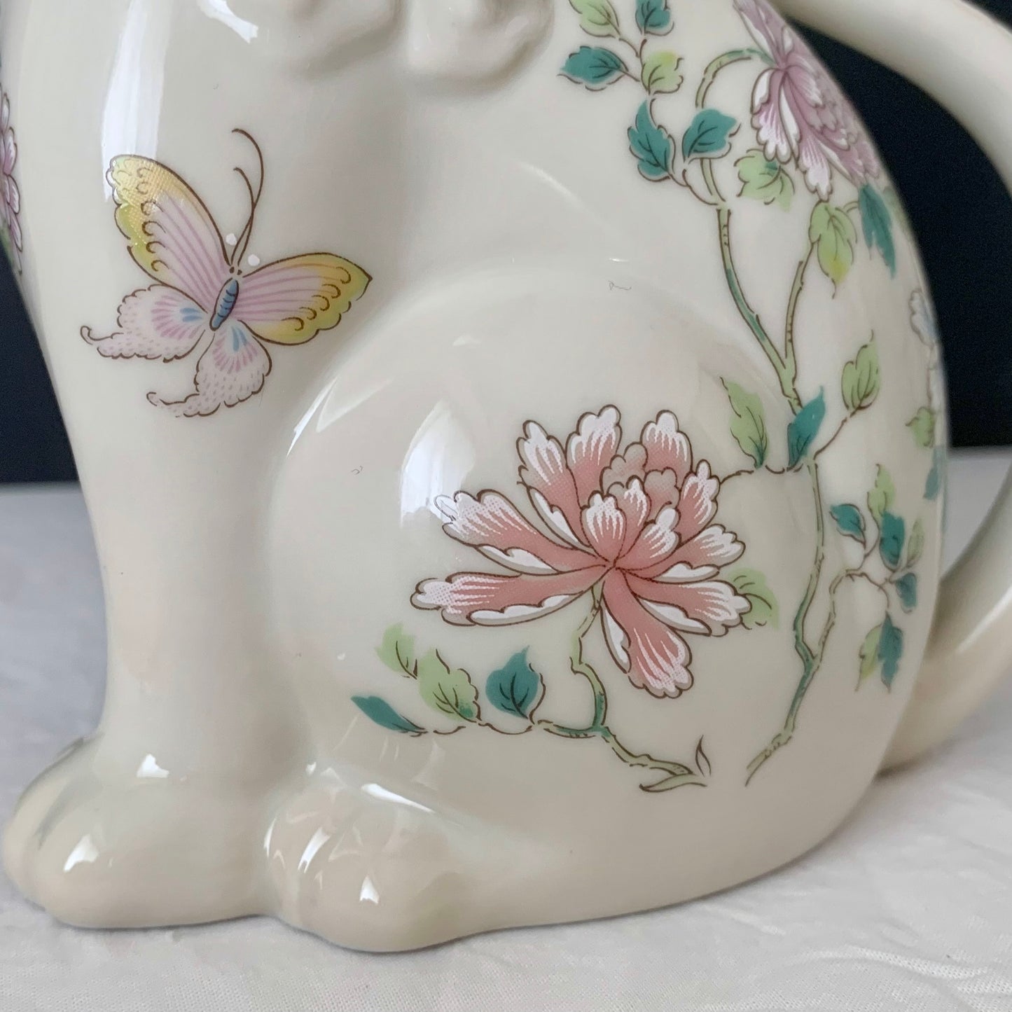 Takahashi san francisco ◇ Cho-cho cat teapot