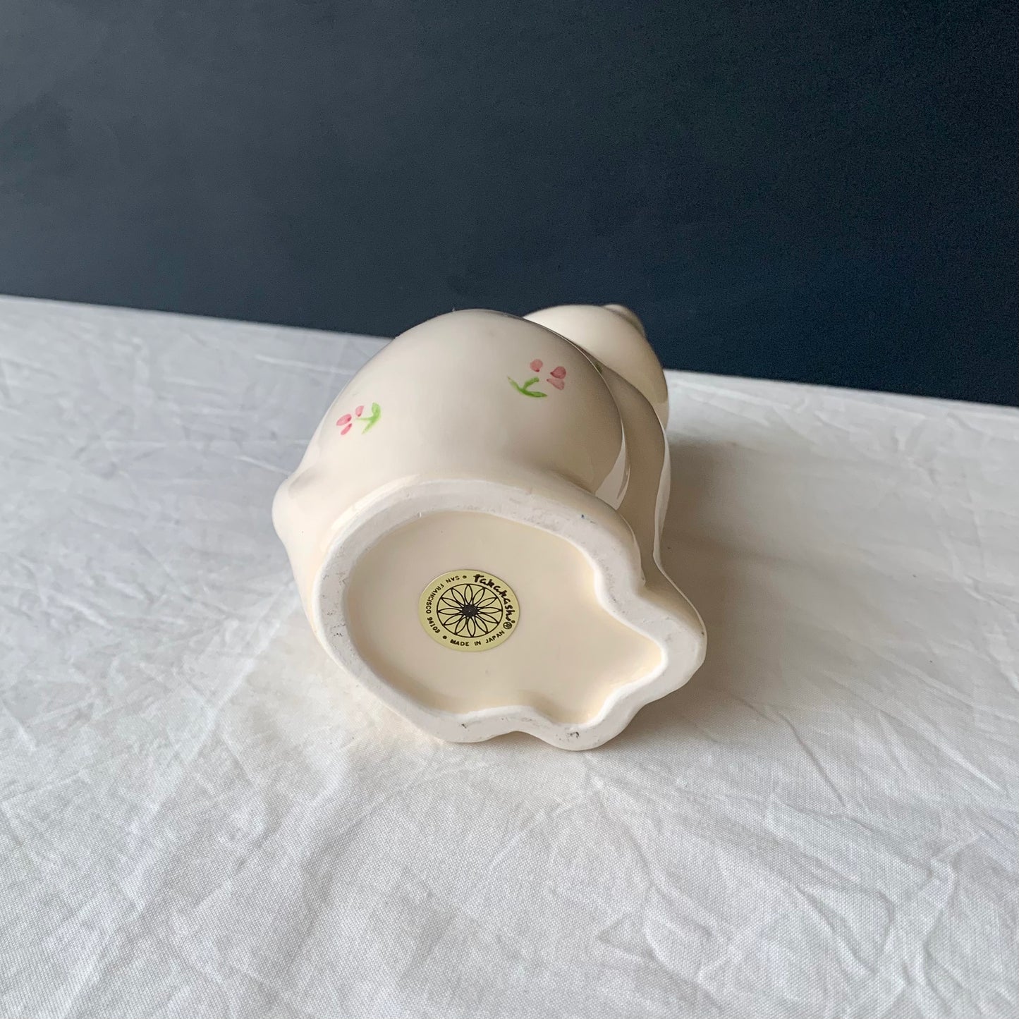 Takahashi San francisco ◇ Flower&ribbon cat milk jug