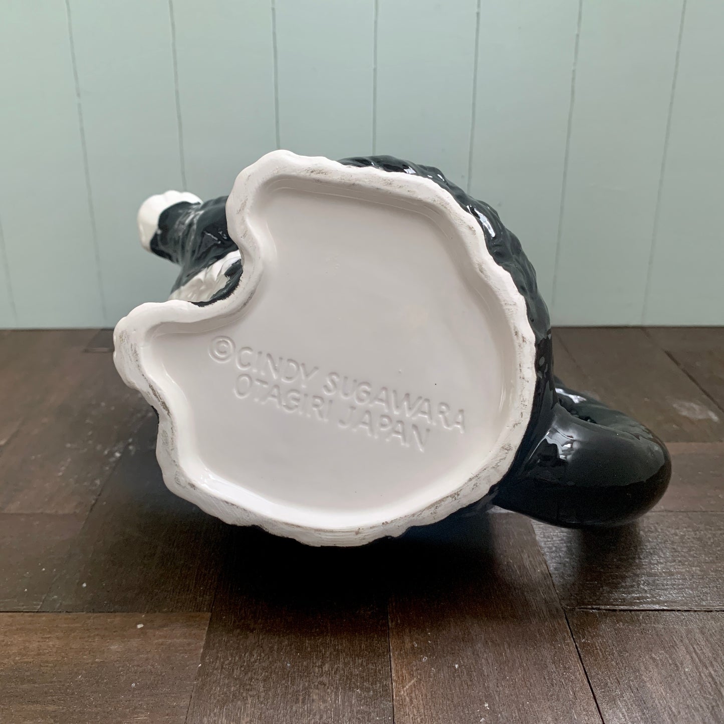 CINDY SUGAWARA ◇ Bicolor cat teapot