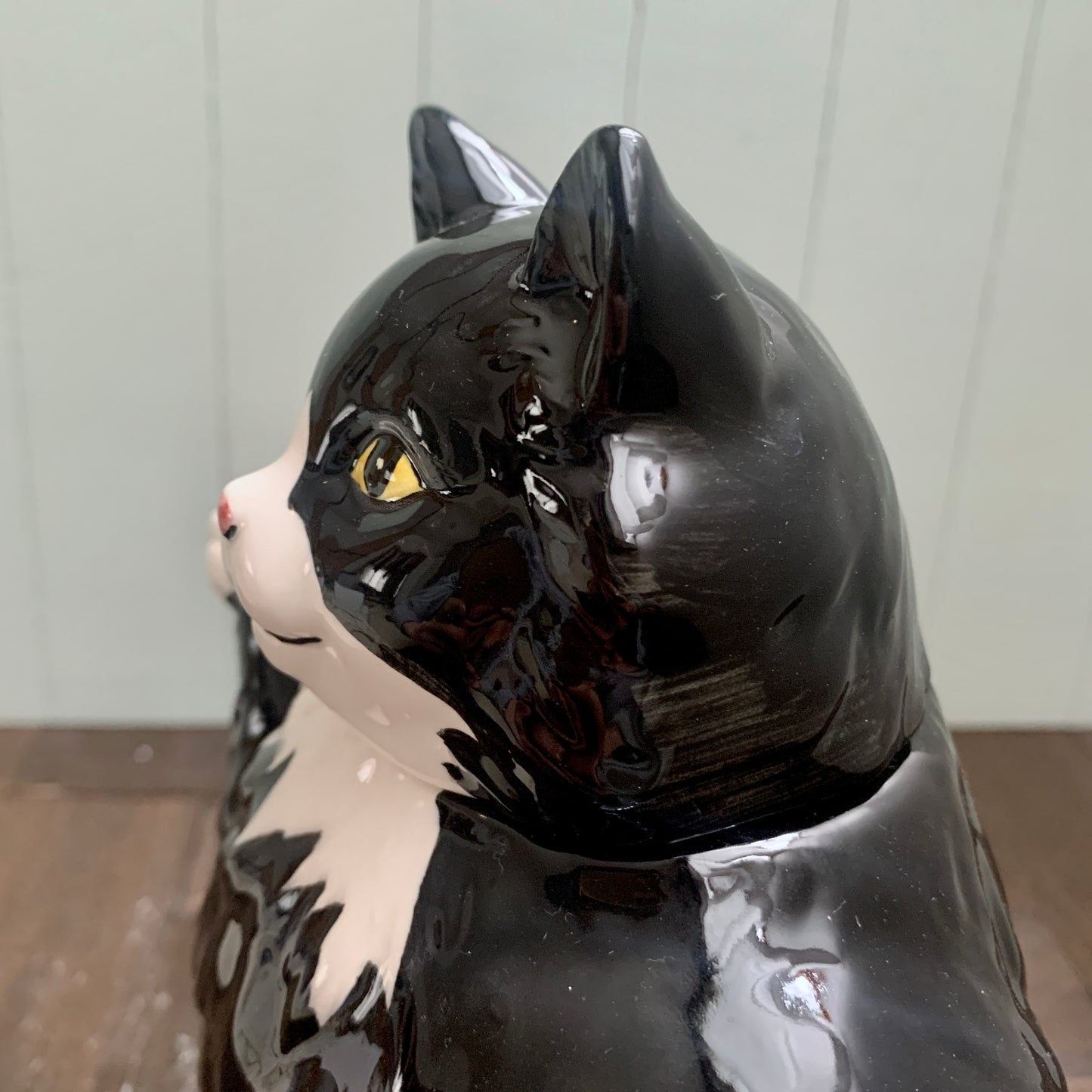 CINDY SUGAWARA ◇ Bicolor cat teapot