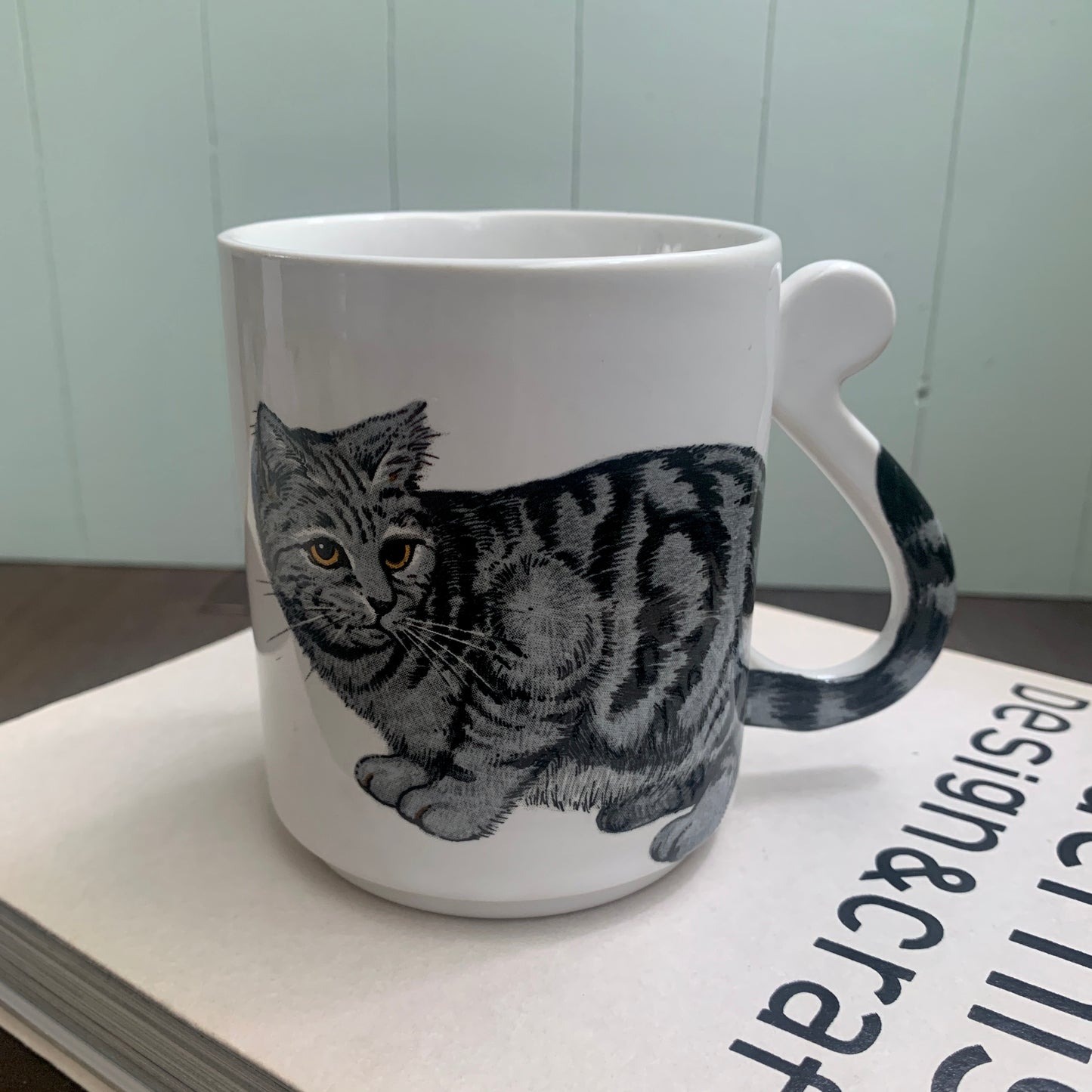 Chic cats print ◇ Tail Handle Mug