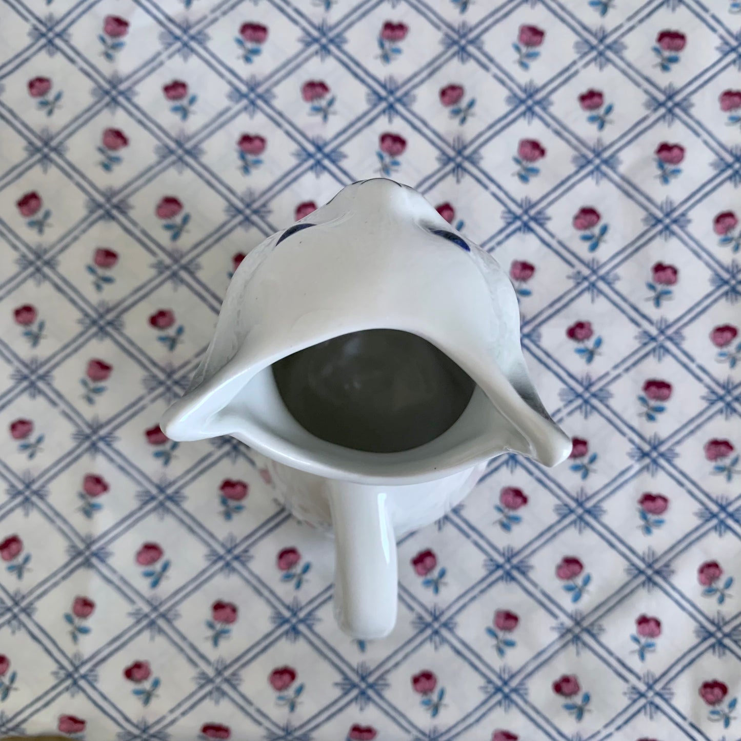 Tony wood studio ◇ White cat milk jug