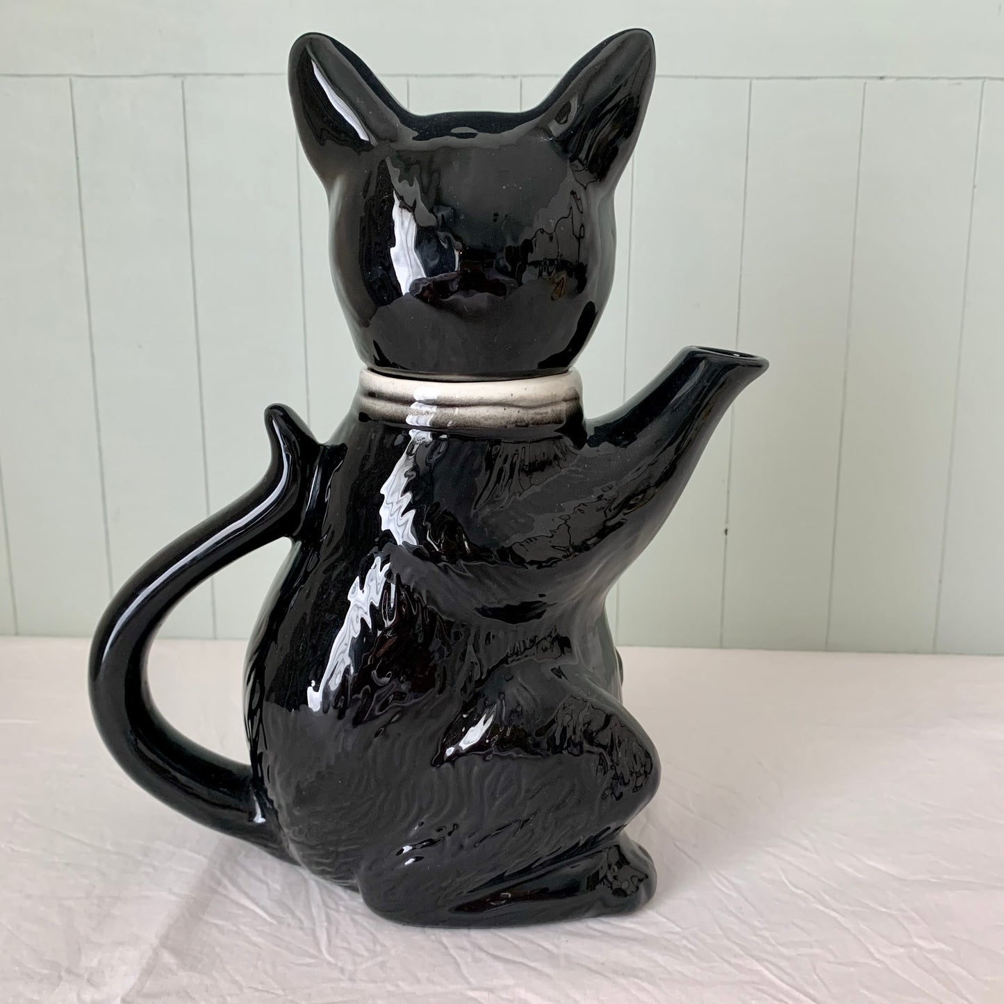 Tony wood studio ◇ Black cat teapot