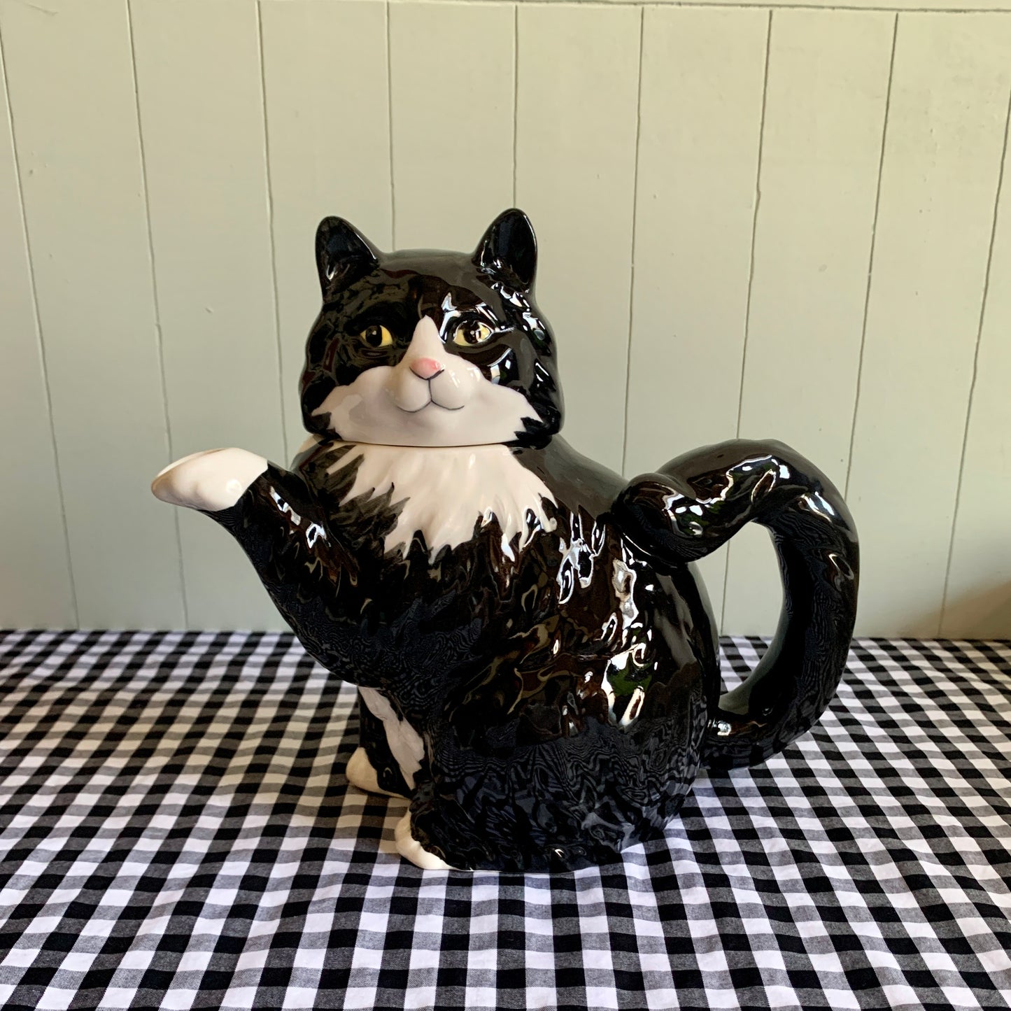 CINDY SUGAWARA ◇ Bicolor cat teapot