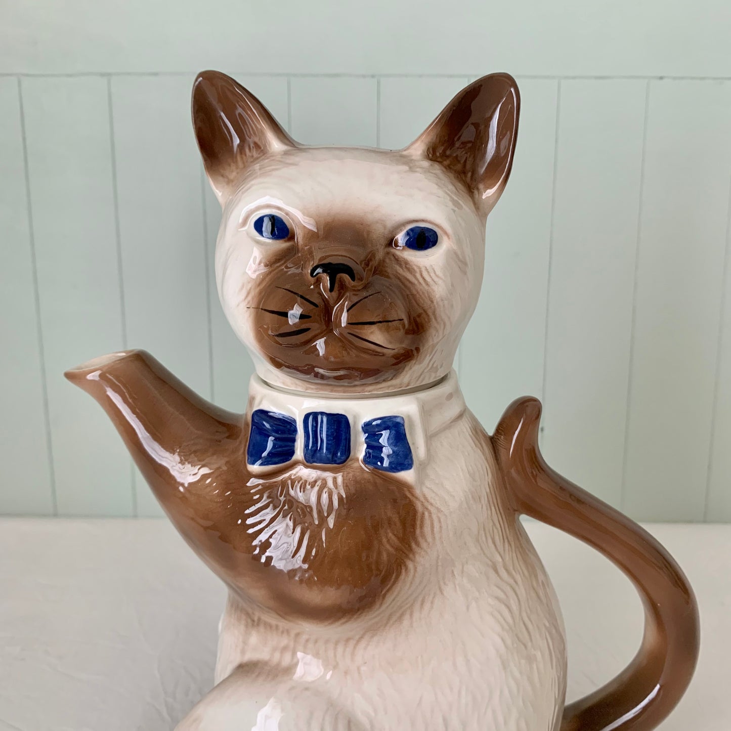 Tony wood studio ◇ Siamese cat teapot