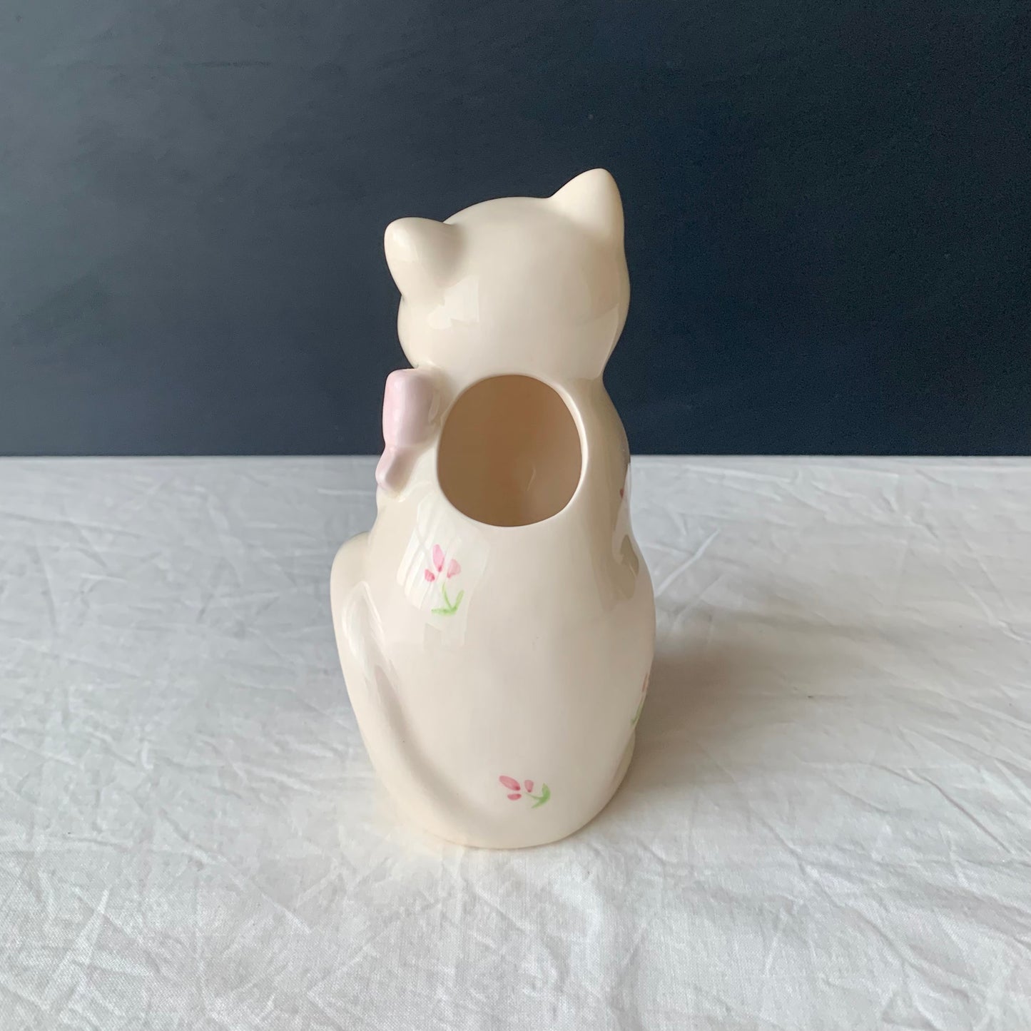 Takahashi San francisco ◇ Flower&ribbon cat milk jug