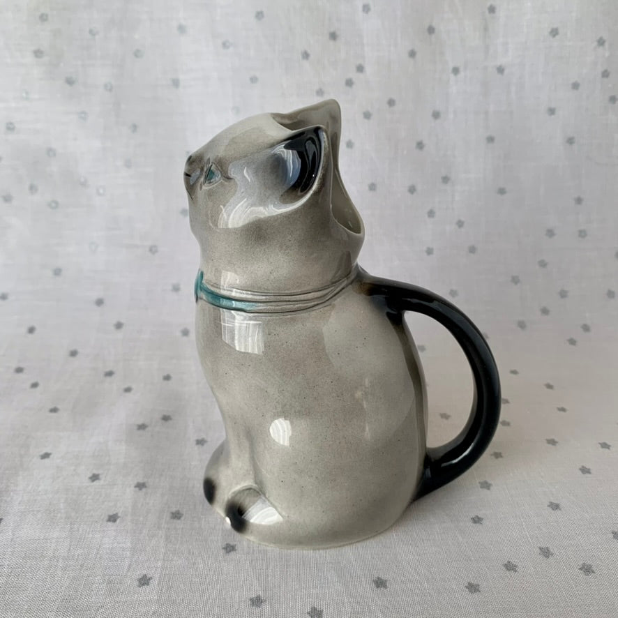 Tony wood studio ◇ Russian blue cat milk jug 1