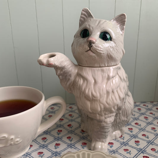 Beswick England ◇ Persian cat teapot
