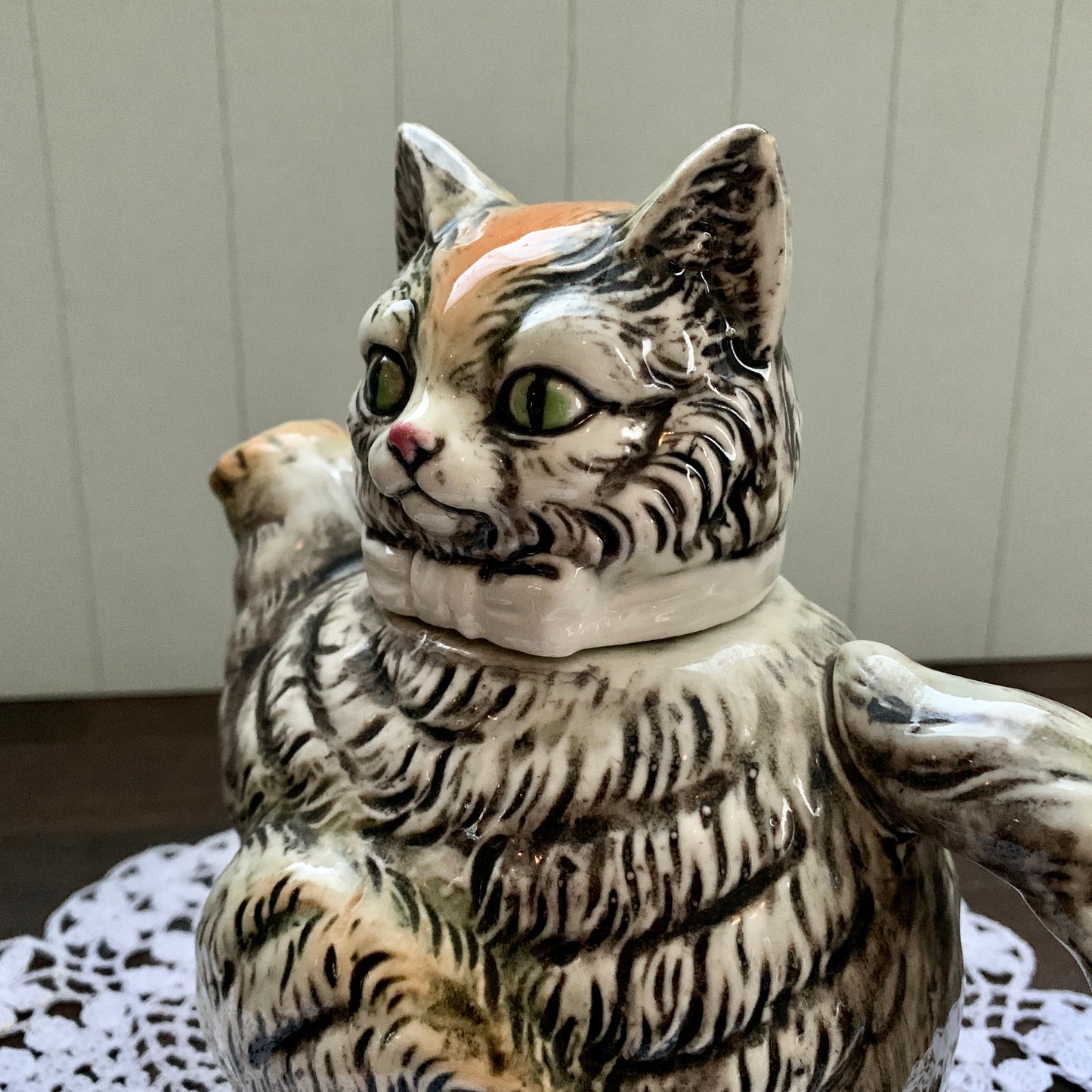 Made in Japan ◇ Brown long-haired cat teapot