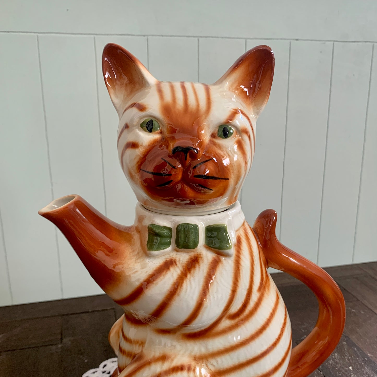 Tony wood studio ◇ Ginger cat teapot