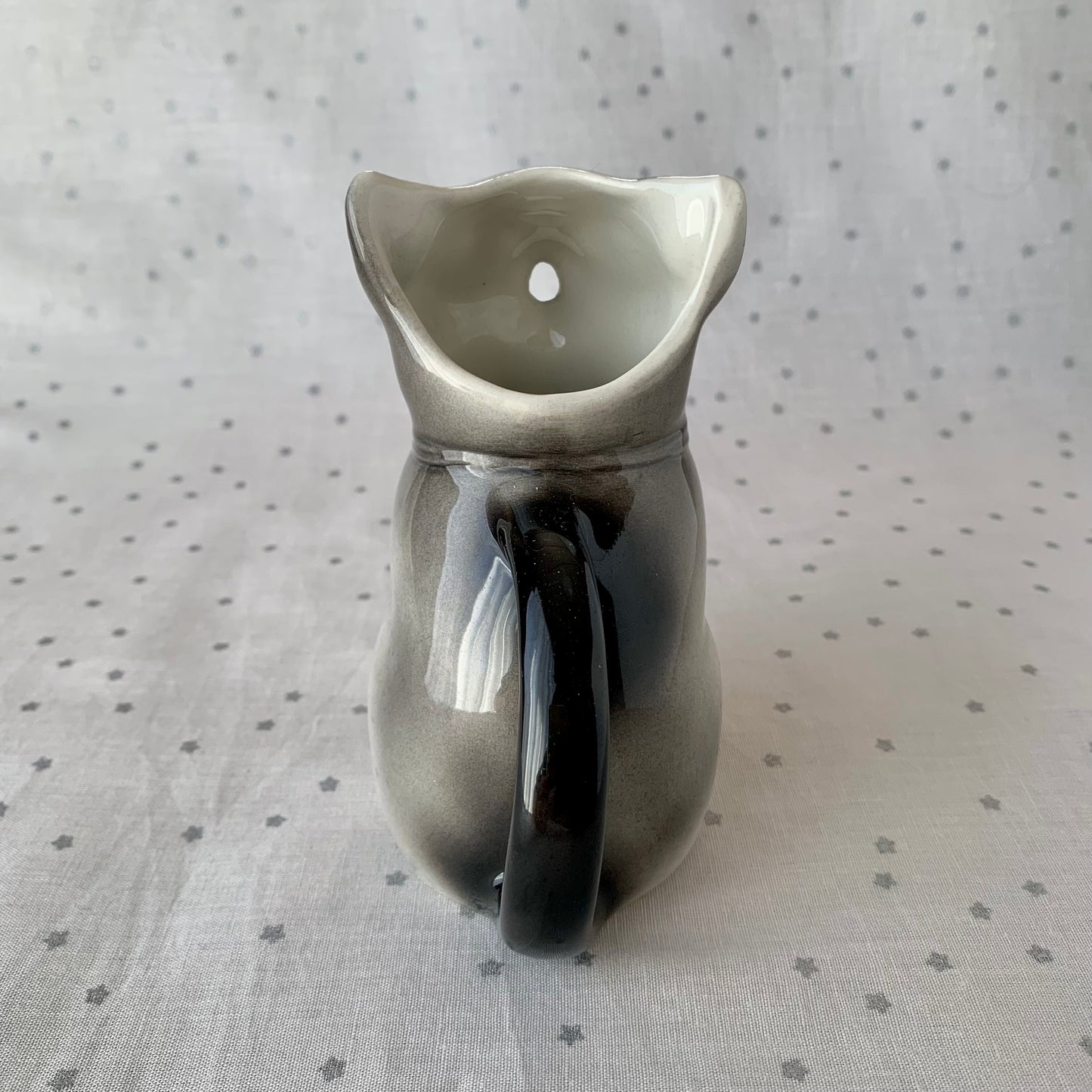 Tony wood studio ◇ Gray siamese cat milk jug 2