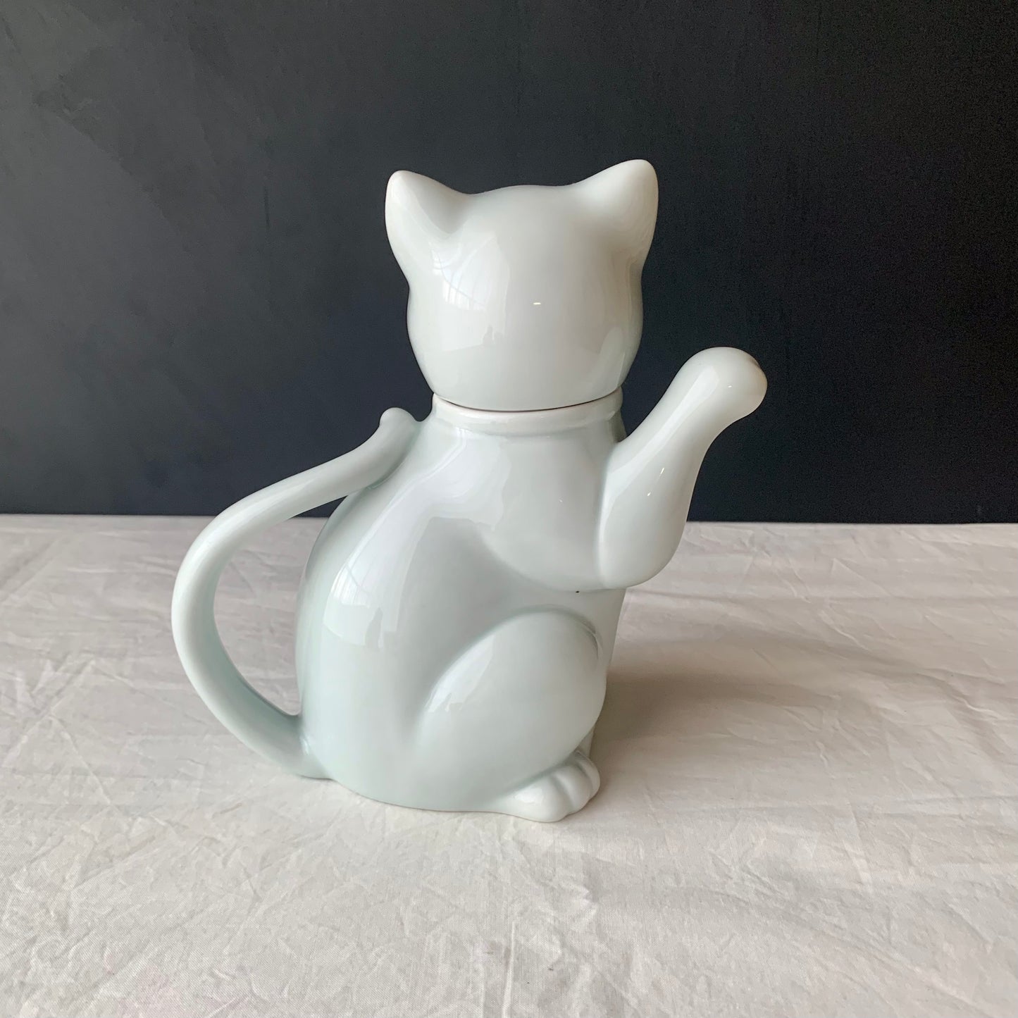 Takahashi San francisco ◇ White blue cat teapot no.2