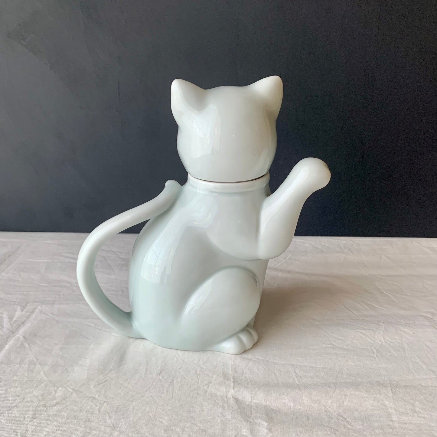 Takahashi San francisco ◇ White blue cat teapot no.1