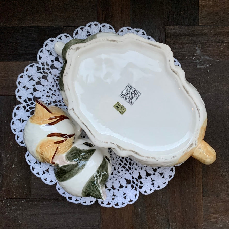 Hearth & Home Design ◇ Two Cats Together Teapot