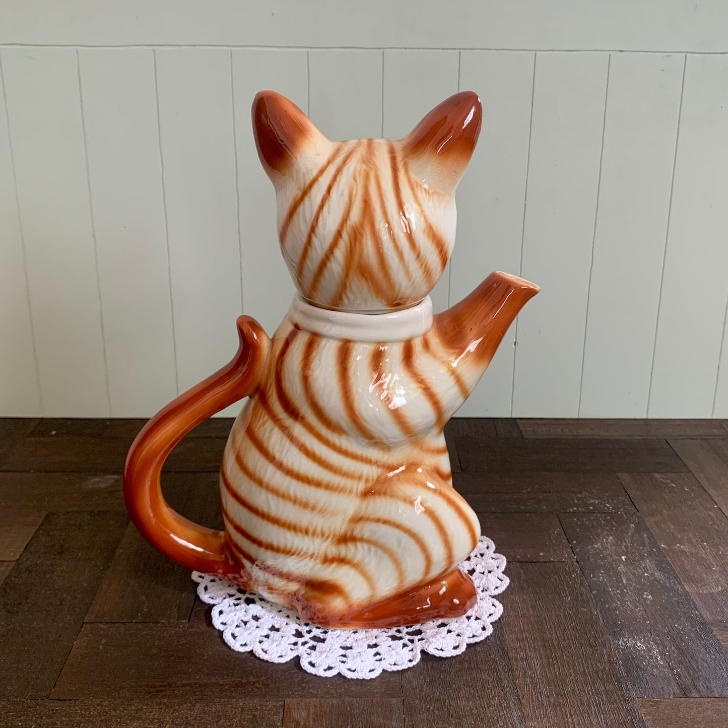 Tony wood studio ◇ Ginger cat teapot