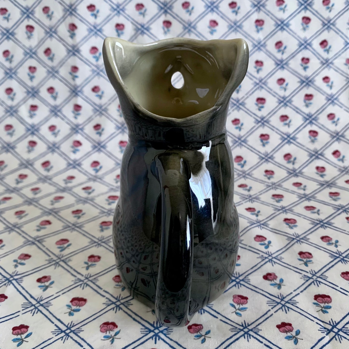 Tony wood studio ◇ Brown tabby cat milk jug 3