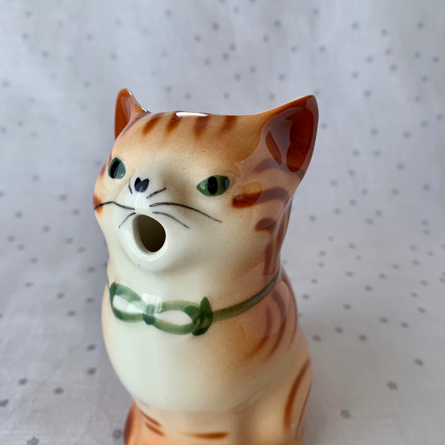 Tony wood studio ◇ Red tabby cat milk jug