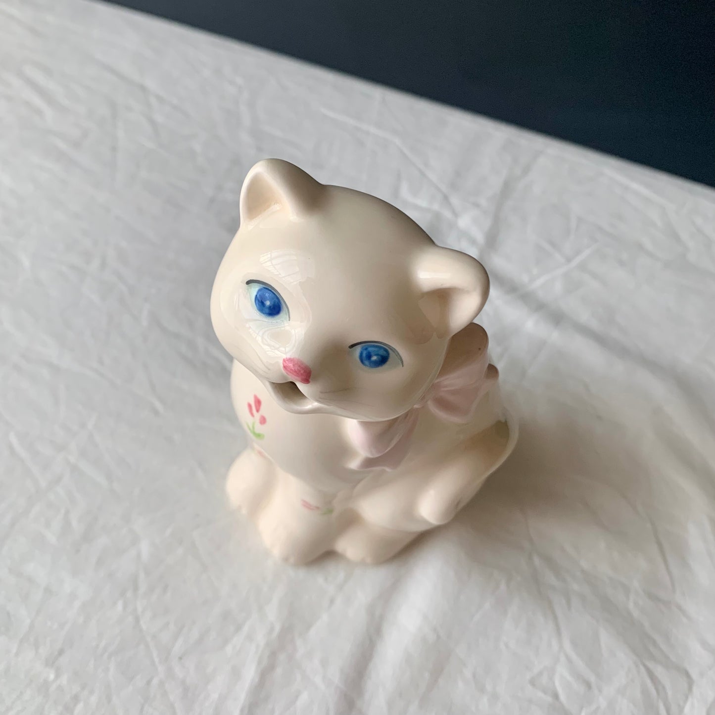 Takahashi San francisco ◇ Flower&ribbon cat milk jug