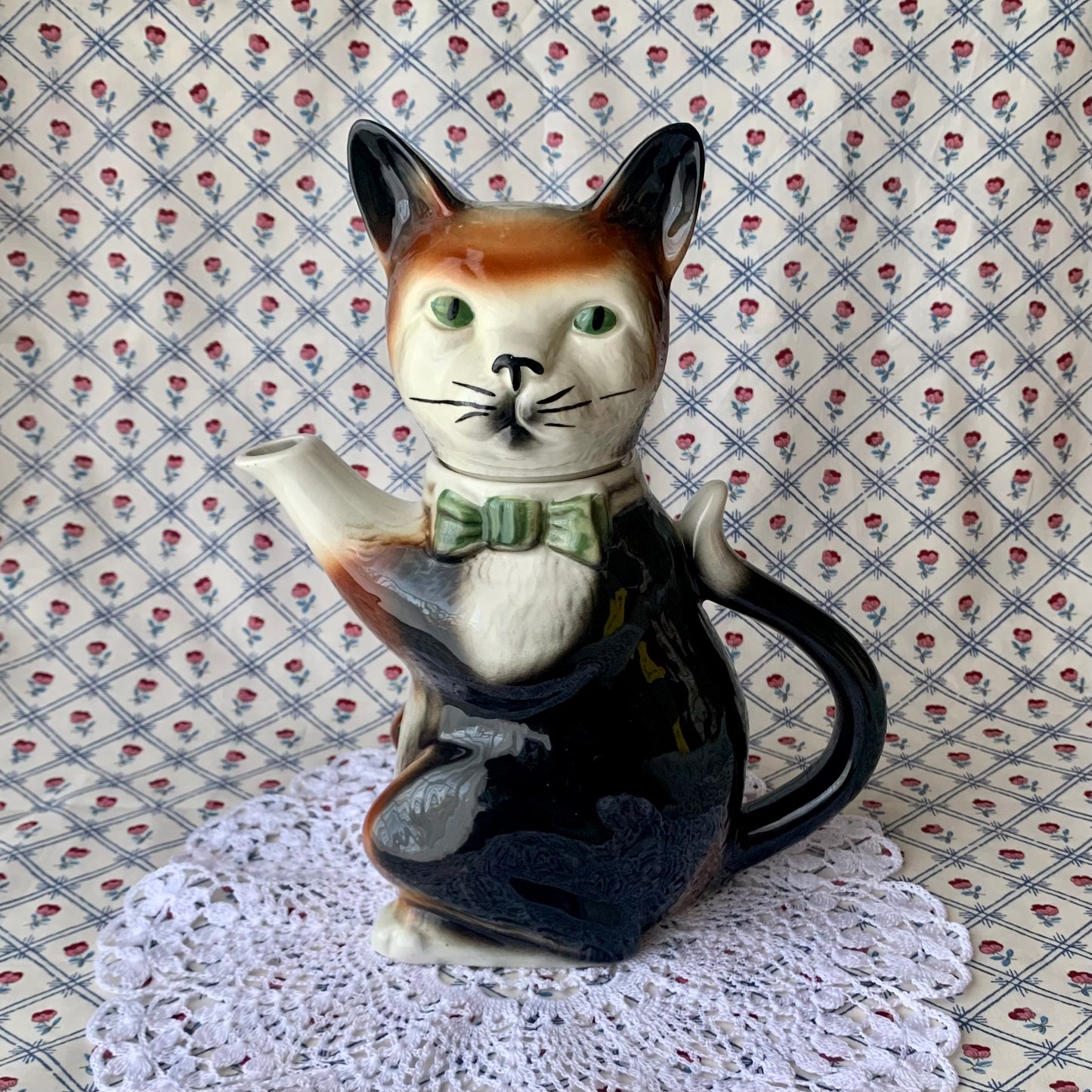 Tony wood studio ◇  Calico cat cat teapot